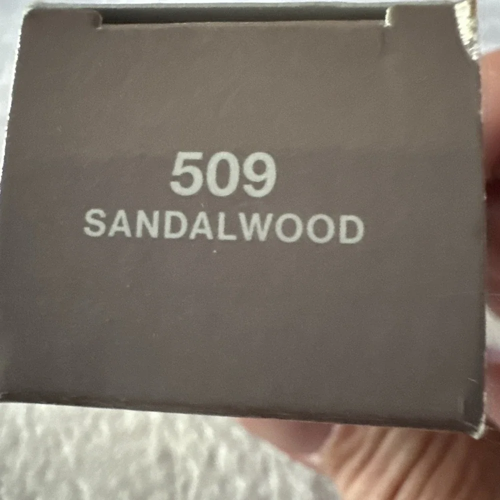 Revlon Illuminance Serum Tint 509 Sandalwood SPF15 0.94 fl oz 28 ml Expires 9/25